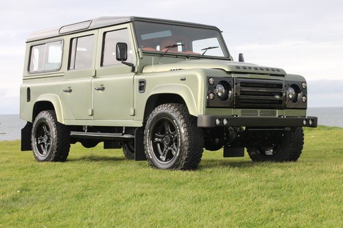 2009 Bespoke Land Rover Defender In vendita