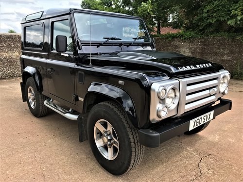2009 Defender 90 SVX station wagon+37000m+2 owners VERKAUFT