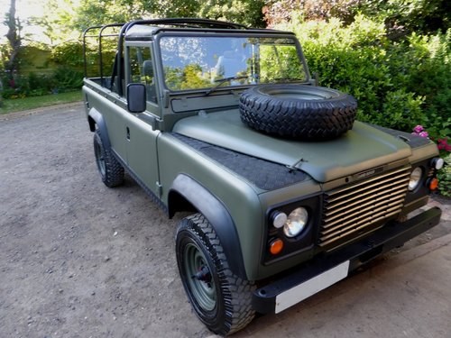 Ex Military Land Rover Defender 110 Soft Top 1985 Diesel 2.5 VENDUTO