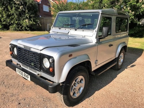2006 Defender 90 TD5 CSW+2 owners just 69000m SOLD