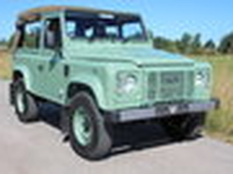 Land Rover Defender 90 Heritage Edition Soft Top 1 Owner