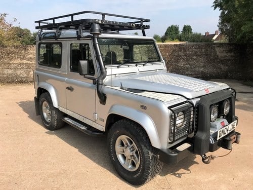 highly specified 2004 Defender 90 TD5 XS station wagon VERKAUFT