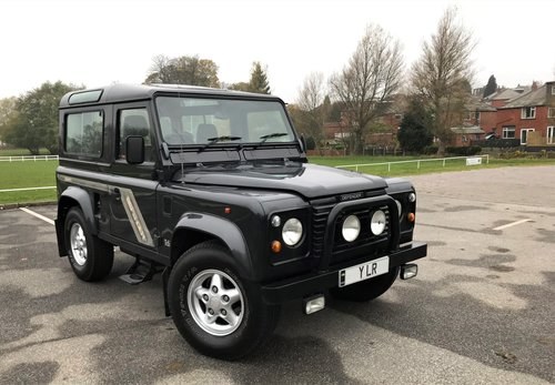 1996 Defender 90 County Station Wagon 300 Tdi 1 OWNER - LOW MILES In vendita