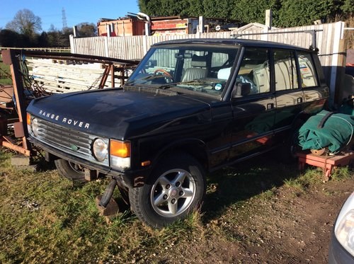 1989 Two Range Rover classic with lots spares For Sale