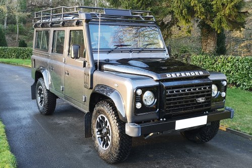 2016 Land Rover Defender 110 Adventure Edition, 34 miles from new In vendita