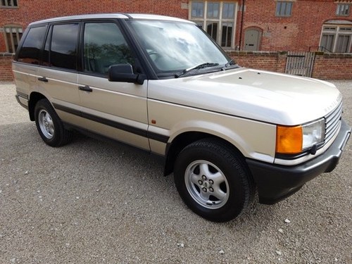 RANGE ROVER P38    4.6 HSE 1999 41,000 MILES SERVICE HISTORY For Sale