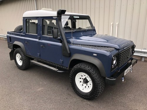 2011 61 LAND ROVER DEFENDER 2.4 TDCI 110 UTILITY DOUBLE CAB  For Sale