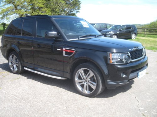 2012 Range Rover Sport HSE SDV6 A RED EDITION For Sale