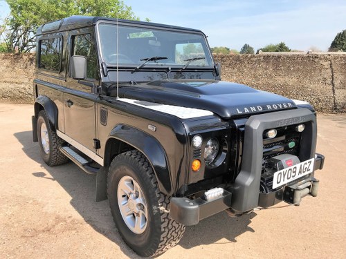 excellent 2009 Defender 90 TDCi XS Station Wagon+good spec VENDUTO