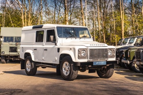 2016 Land Rover Defender 110 XS Utility Wagon For Sale