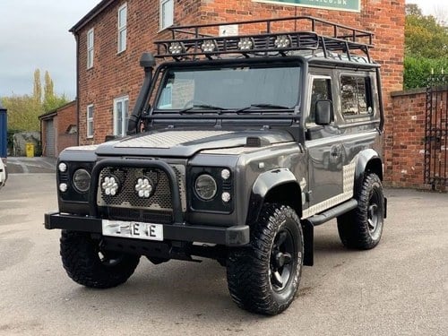 2001 Lara Croft Defender Tomb Raider Kaufen Bei