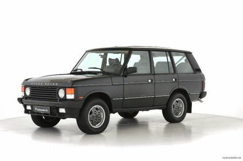 Beautiful Range Rover Vogue SE from 1990 SOLD