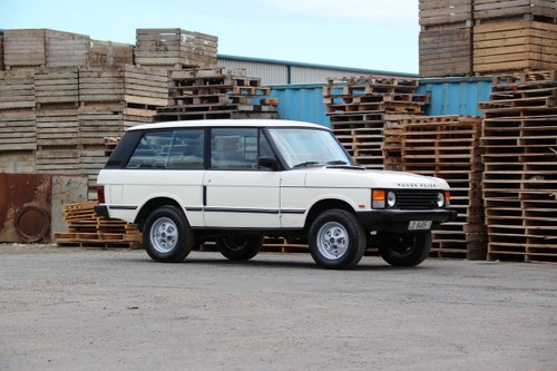 1988 Range Rover Classic 2 Door LHD (USA Eligible) For Sale