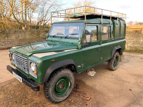 2002 Defender 110 TD5 doublecab 81000m 2 owners FSH VERKAUFT