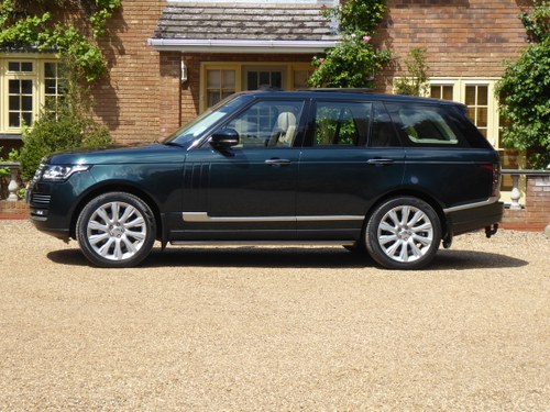 2014 Range Rover 3.0 Autobiography 1 Owner 20,000 miles FLRSH In vendita