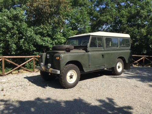 1961 Land Rover 109 Classic Hardtop and pick up Version In vendita
