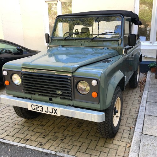 1985 Land Rover 90 2.5 petrol exportable For Sale