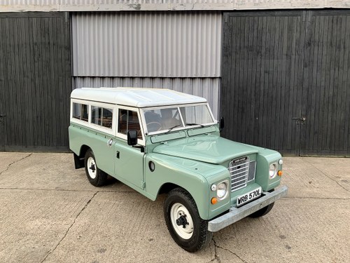 Stunning 1972 Land Rover Series III 109 **Restored** VERKAUFT