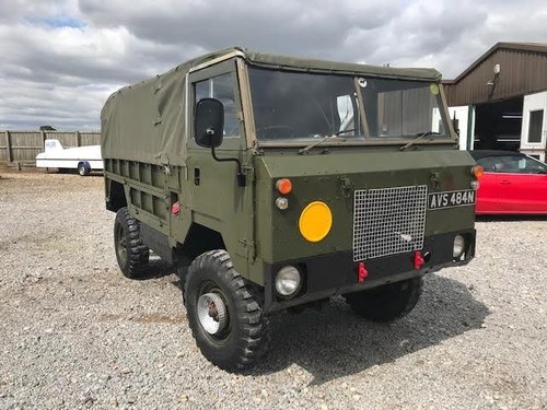 1975 Land Rover® 101 in Drab Olive (AVS) RESERVED VENDIDO