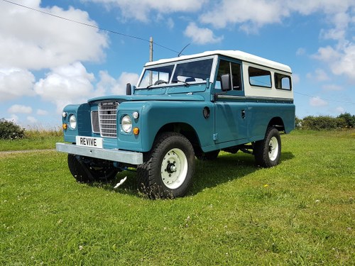 1000 Land Rover Series 1 - 6