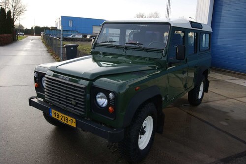 2002 Land Rover Defender 110 with aircon, like new LHD For Sale