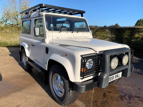 exceptional 1998 Defender 90 300TDi County Station Wagon For Sale