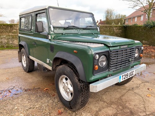 1999 99T Defender 90 TD5 6 seater+ new galv chassis! In vendita