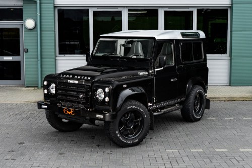TWISTED PERFORMANCE LAND ROVER DEFENDER 90 XS (2010) VENDUTO