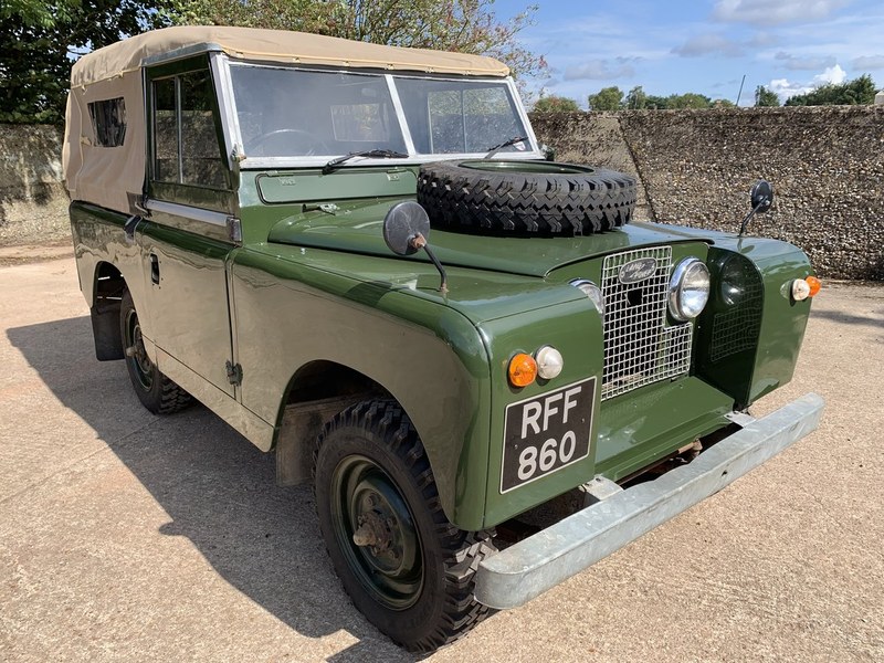 1961 Land Rover Series II 88in soft top 2.25 petrol 7 seater