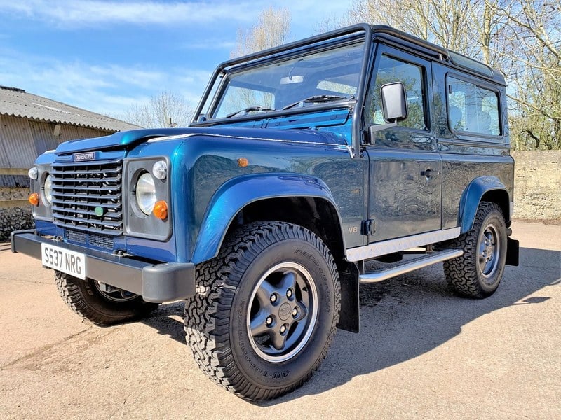 fully restored super Defender 90 50th anniversary 4.0V8 auto
