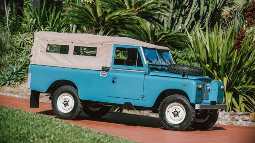 1962 Land Rover Série II 109 bâché No reserve For Sale by Auction