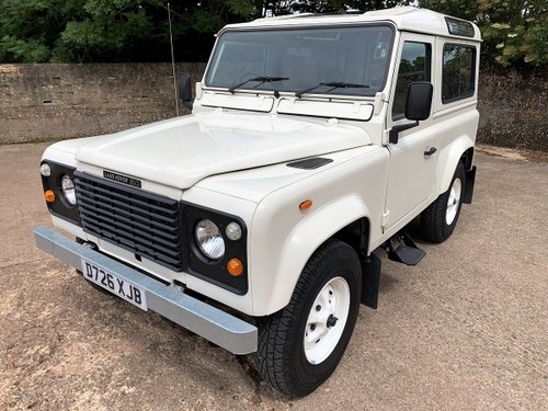 BEAUTIFUL RESTORED 1987 LAND ROVER 90 V8 CSW 6 SEATER SOLD
