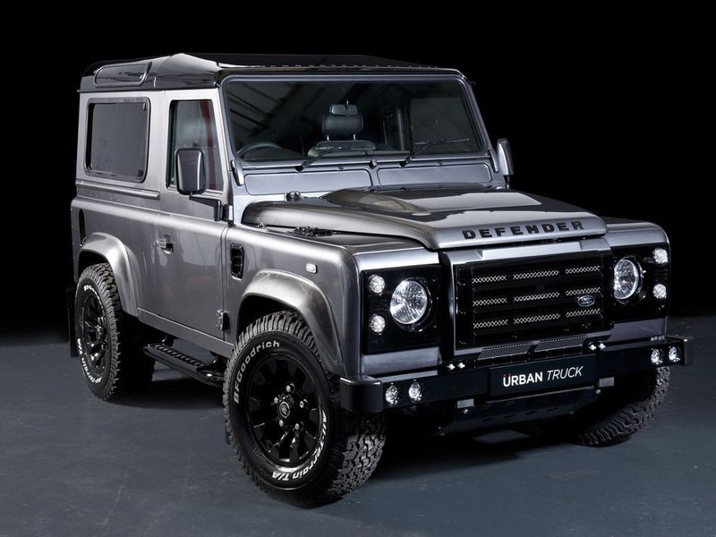 Land Rover Urban Defender XS 90 - 2,000 miles