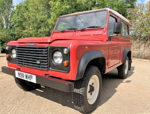 1996 DEFENDER 90 300TDI 5 SEATER+1 LADY OWNER SINCE 2002 SOLD