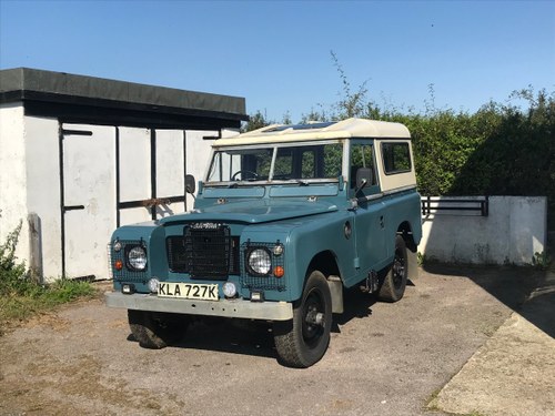 Lot 73 - A 1973 Land Rover  - 23/09/2020 For Sale by Auction