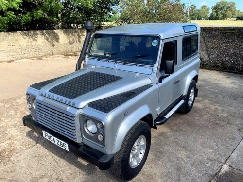 2004 Defender 90 TD5 X-tech limited edition 6 seater  SOLD