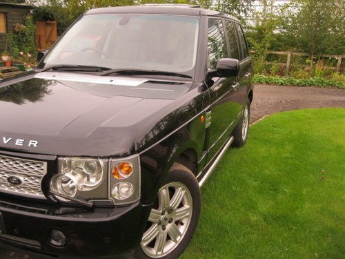 2005 range rover vogue td6, looks great For Sale