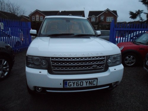 2011 SOUND DRIVING RANG ROVER VOGUE TD 4.4cc V/8 138,000 MILES For Sale