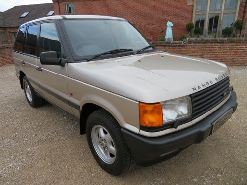 RANGE ROVER P38 4.6 HSE 1999 41,000 MILES SERVICE HISTORY For Sale