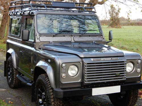2005 Land Rover Defender 90 XS Station Wagon SOLD