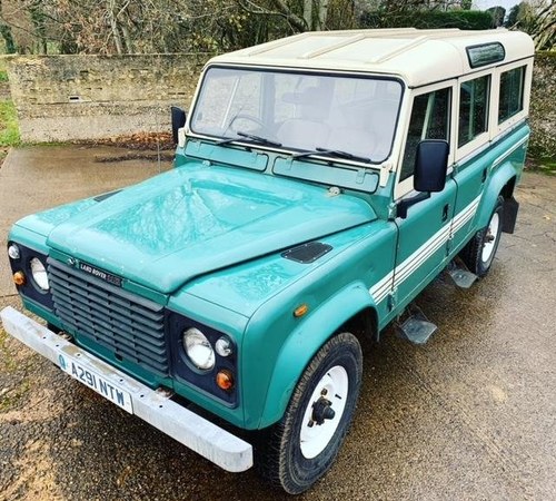 rare early 1983 land rover 110V8 CSW in lovely order SOLD