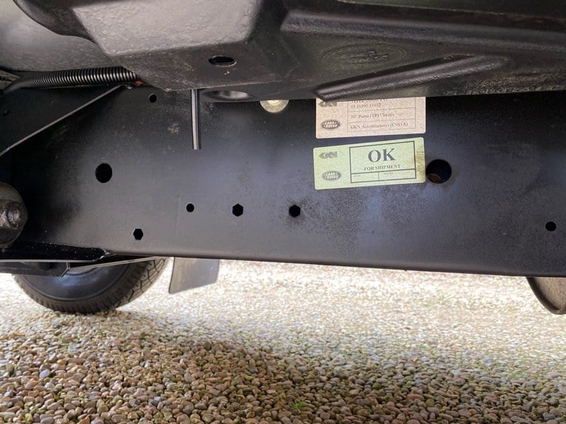 2010 Land Rover Defender - 2 2010 Land Rover Defender - 2