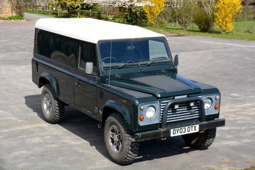 2003 Land Rover Defender 110 TD5 VENDU
