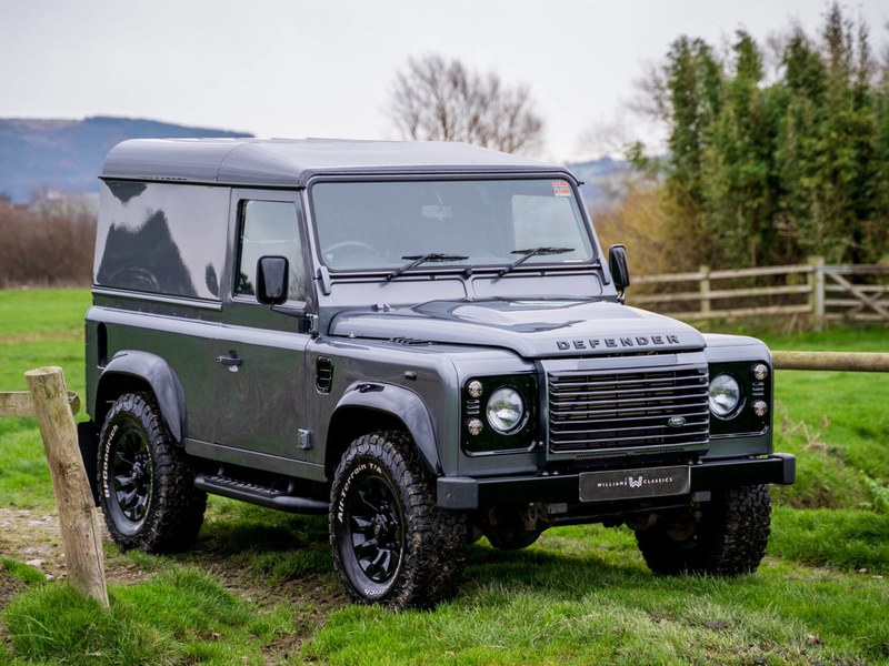 Land Rover Defender 90 Hard Top TDCi 2.2 2015 Only 1 Owner