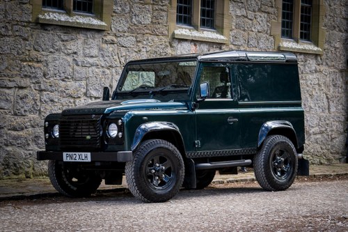 2012 Land Rover Defender 90 2.2 Hard Top TDCi Aintree Green VERKAUFT