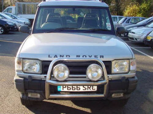 1997 Land Rover Discovery 3.9  V8i XS, 5 Doors, Automatic In vendita