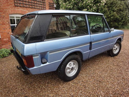 Specialist Classic Range Rover Sales and Restoration For Sale