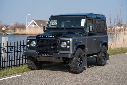 2016 Land Rover Defender 90 Autobiography, just 180 produced For Sale