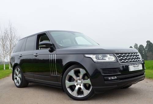 RANGE ROVER 4.4SDV8 VOGUE SE 2016/66 For Sale