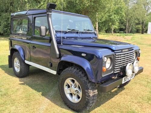 very smart 2002/52 Defender 90 TD5 county station wagon SOLD